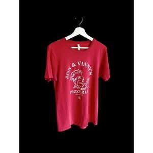 Jon & Vinny's Pasta Pizza Los Angeles Tshirt Sz Medium Distressed Red